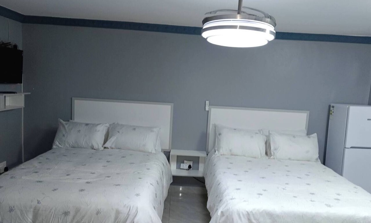Berea Apartment | Crompton Studio Apartment 786