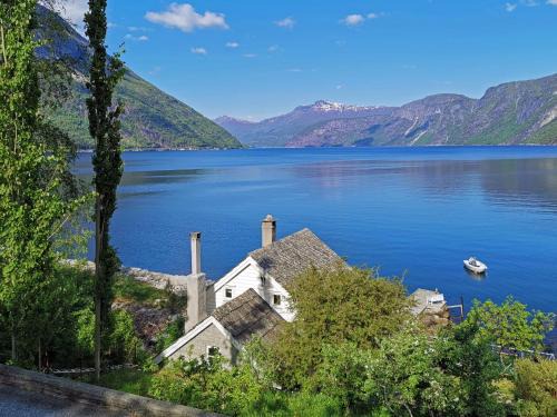 Eidfjord House | Fjordperlen