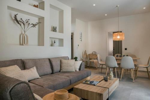 Argostoli Town Villa | Mystique Lagoon Villa