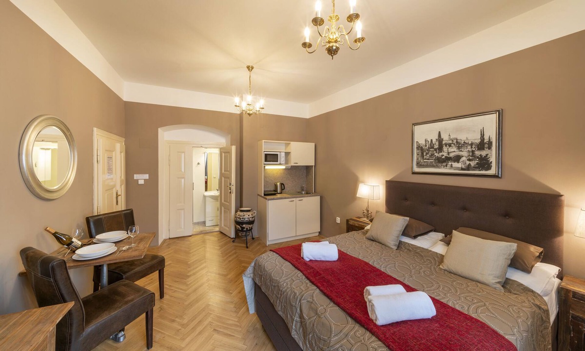 Stare Mesto Apartment | OLD TOWN - STUDIO JUNIOR MICHALSKA