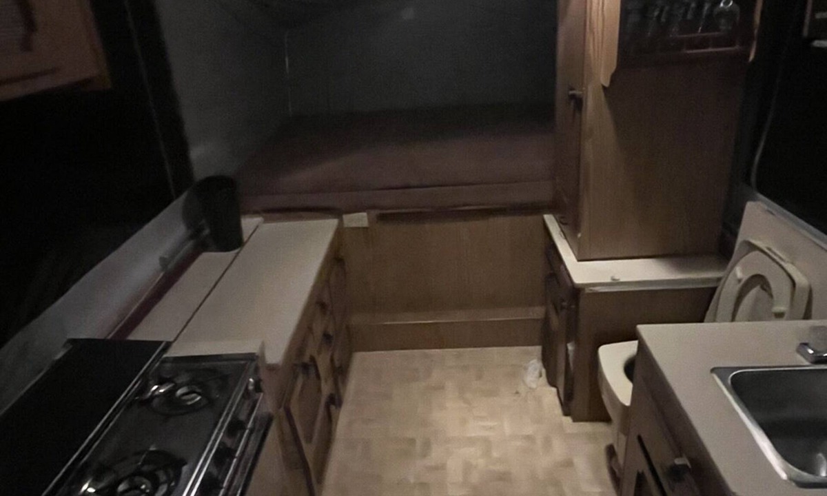 Wisconsin Rapids House | Pop up Camper w/ 3 beds