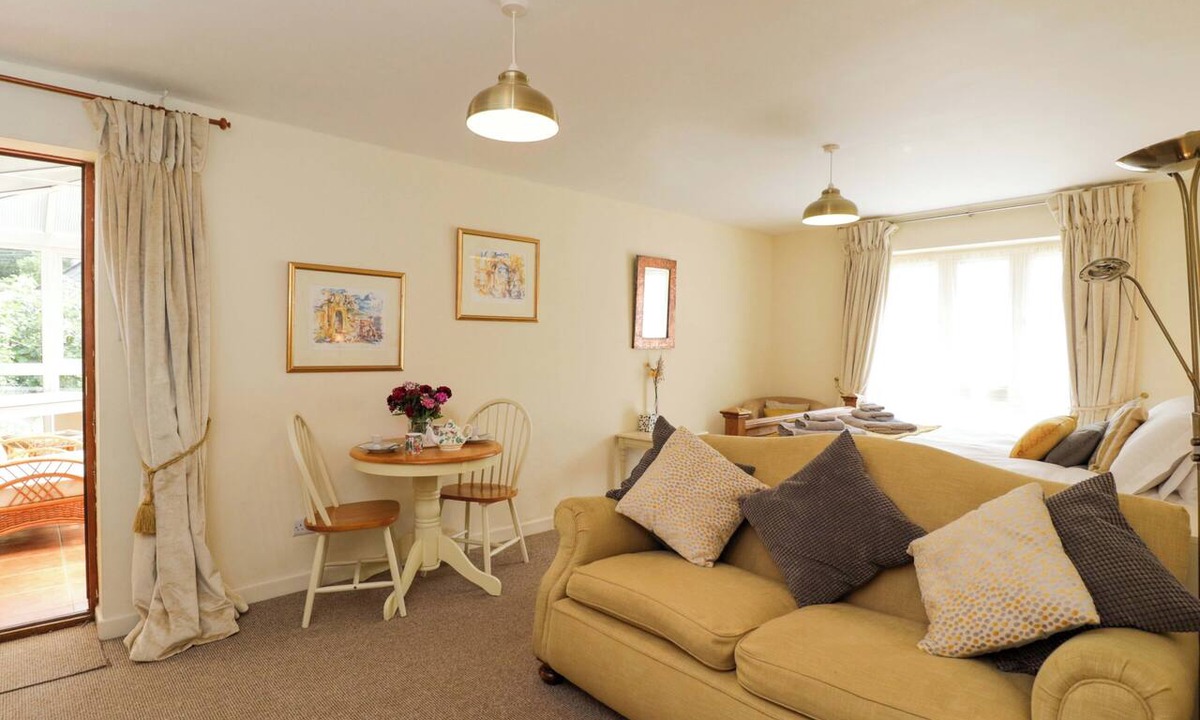 Bremhill Cottage | The Garden Studio