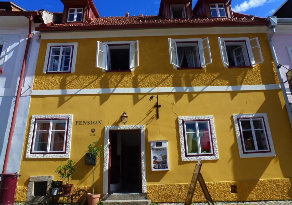 Cesky Krumlov House | Tiffany