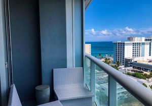 73 m² Condo ∙ 1 bedroom ∙ 4 guests in Central Beach