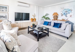 80 m² Apartment ∙ 3 bedrooms ∙ 6 guests in Estepona