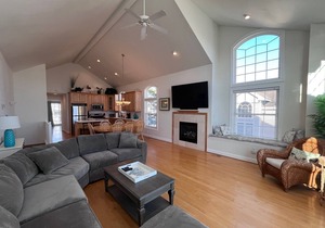 Lots of amenities - Internet, TV, A/C & More. Book Today! in Sea Isle City