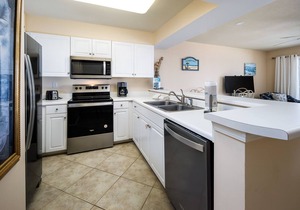 PI 412: Island Oasis - Enjoy a splashing good time at this beachfront condo! in Fort Walton Beach
