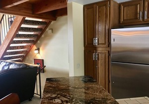 Two master bedrooms! Near Eagle Lodge, ice rink, sledding, M.C. Park, and golf. in Mammoth Lakes