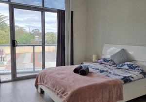 Waverley apartment D-one bedroom wifi available in Perth