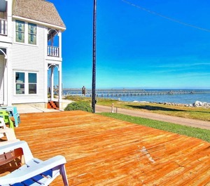 Bayfront Cottage 
