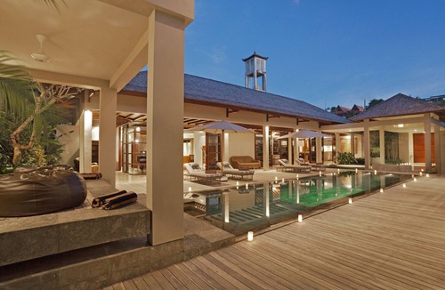 Bukit Villa | 3 BR Lux Pool Villa Jimbaran walk to GWK