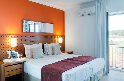 Peratallada Hotel | Aatu