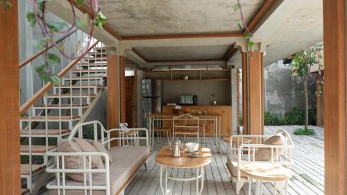 Kartosuro Villa | Ayom Java Village Solo