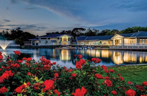 Sea Scape Villa | Beachwoods -- the premiere four-season OBX resort 3 minutes from the beach!