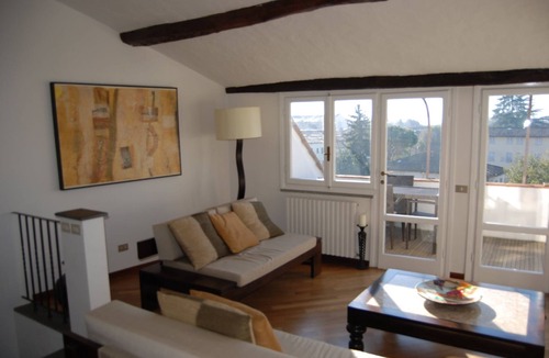 Lucca Historical Center Apartment | Beautiful Lucchese Apartment with Stunning Views