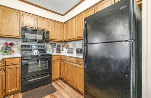 Banner Elk Villa | Beech Mountain Condo | Pool, Hot Tub + Fireplace