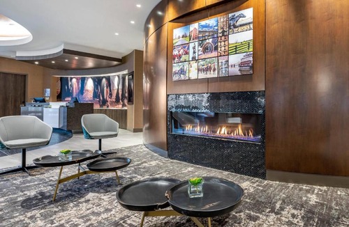 Downtown Louisville Hotel | Cambria Hotel Louisville Downtown-Whiskey Row