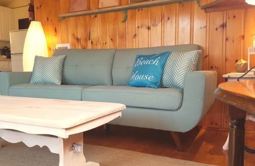 Stanhope Cottage | |Chalets by Stanhope Beach- Adults only 1 or 2 bedroom