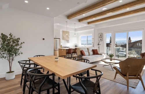 Central Okanagan Villa | Chic West Kelowna Escape: Hot Tub & Water Views
