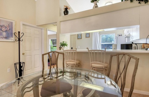 Park East Villa | Close to Beaches, Downtown, everything Sarasota