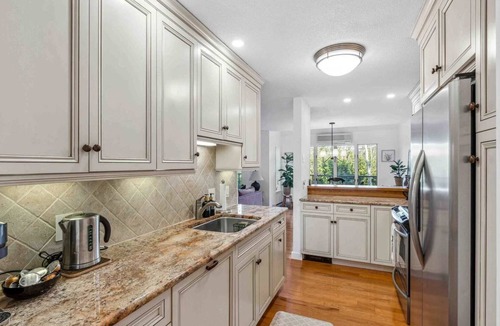 West Hartford Condo | Condo with Panoramic Views & Pool, Deere Run