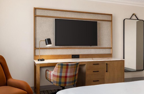 Fairgrounds Hotel | Crowne Plaza Louisville Airport Expo Ctr by IHG