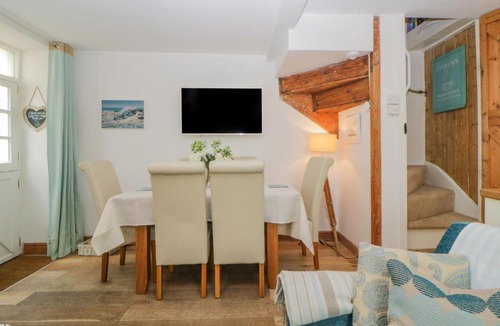 Looe House | Curlews Cottage
