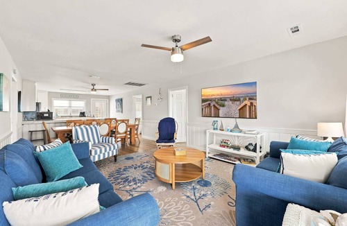 North Myrtle Beach House | DWs Oceanfront Beach House Huge Sun Deck