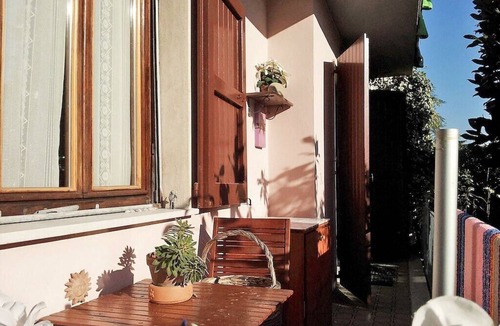 San Giuliano Terme House | Garden apartment in duplex