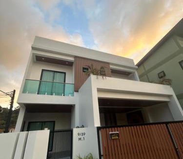 Kamala Villa | Luxury 4BR Private Pool Villa Sunset Rooftop