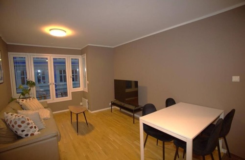 Oslo City Centre Apartment | Modern Grünerløkka gem