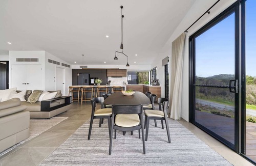 Springbrook House | Scenic House with Private Yard & BBQ Area