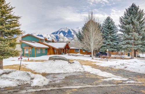 Emigrant Villa | Spacious Yellowstone River Retreat w/Trails!