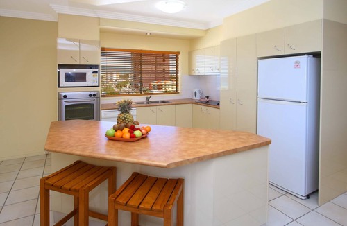 Maroochydore Apartment | Sunshine Towers