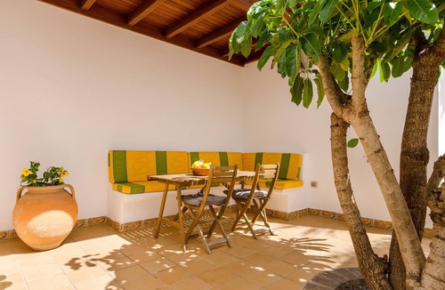 Los Valles Villa | Tranquil Country Estate “Finca Remedios” with Terrace, Garden & Wi-Fi
