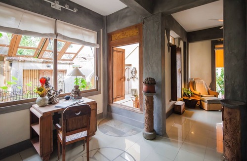 Ubud City-Centre Villa | Unique & Superb Most Central Ubud Town 5BR Villa - Maruti Lane villa