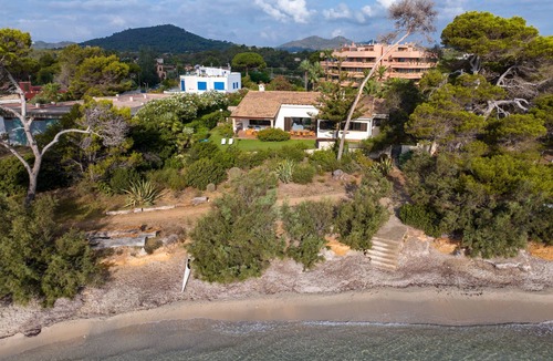 Son Servera Villa | VILLA ES PINARO - BEACH FRONT by PriorityVillas