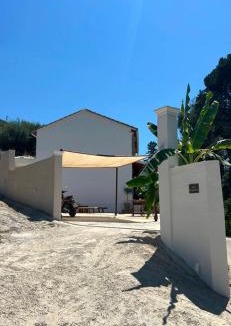 Gardenos House | Villa Philippos