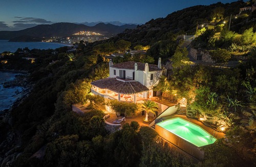 Torre delle Stelle Villa | Villa three palms