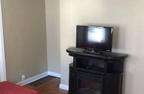 Downtown Rochester House | Whole Duplex in Pearl-Meigs Neighborhood of Rochester