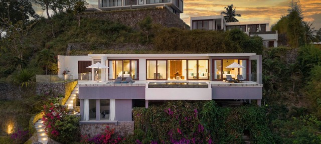 3-Bedroom Luxury Pool Residence, Selong Belanak Ocean View, Selong Selo Resort in Praya Barat