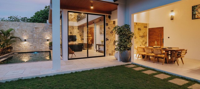 3BR Villa w/Pool & High Ceilings near Pandawa beach in Jimbaran