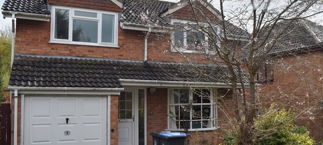 4 bedroom accommodation in Stratford-upon-Avon in Stratford-upon-Avon