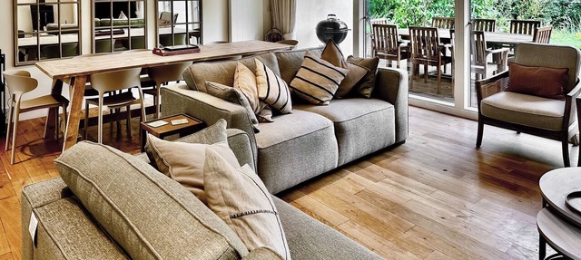 5 bedroom accommodation in Cirencester in Cirencester