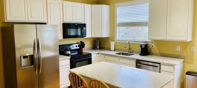 5-bedroom vacation home just 10-minute walk to the Rehoboth Beach Boardwalk in Rehoboth Beach