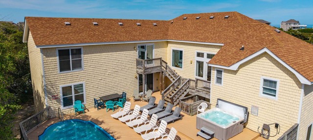 718 Dog-Friendly, Ocean-Side Duck w/Private Pool in Duck
