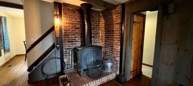 A peaceful, pet friendly getaway with great views. in Jay