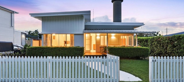Absolute Beachfront Home with 2 Dwellings | White & Black Cockatoo in Newell