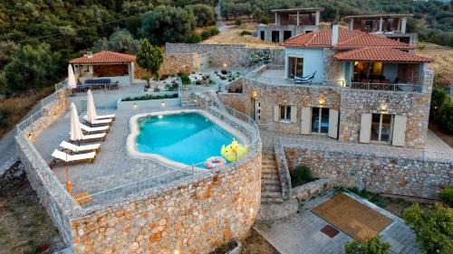 Aether Panorama Pool Retreat in Epáno Epídhavros