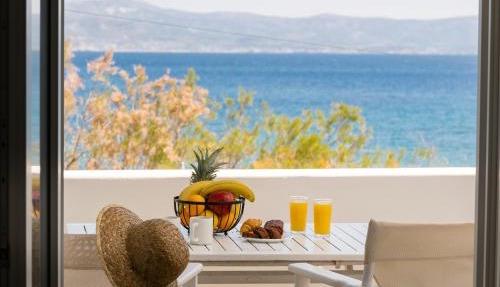 Afroditi Studios & Villas in Logaras